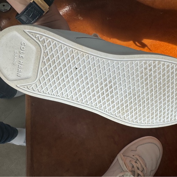 Cole Haan white sneakers size 8 - Picture 3 of 4